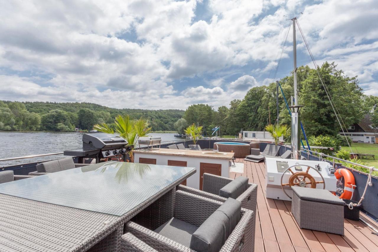 Hausboot Deluxe Hotell Berlin Eksteriør bilde